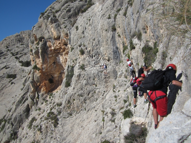 Paseando por la ferrata.JPG